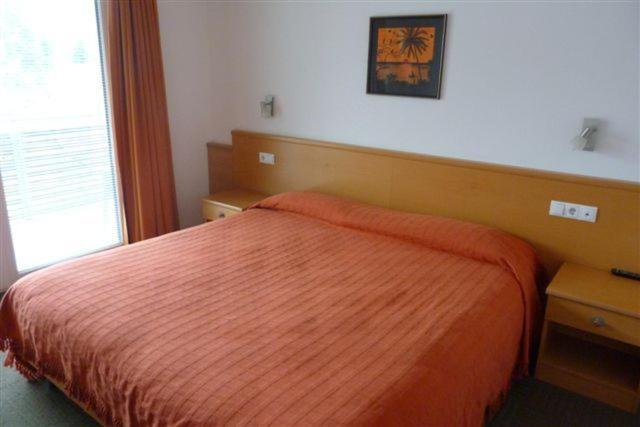 Garni Cremona Bed & Breakfast Бресаноне Стая снимка